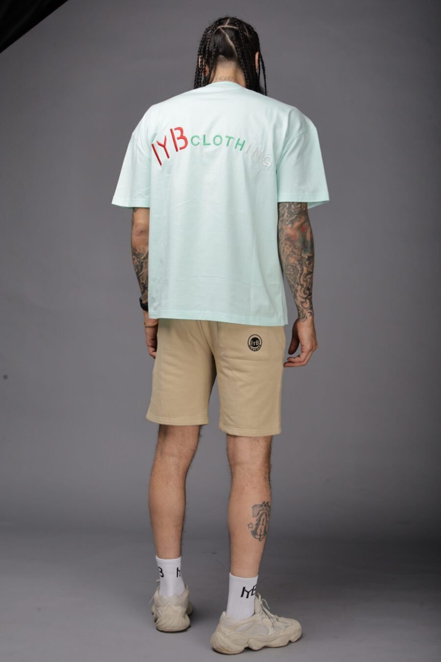 C'est Chaud 3 Bar T-shirt (Oversized Shirt) + Paynesville Shorts - Image 4