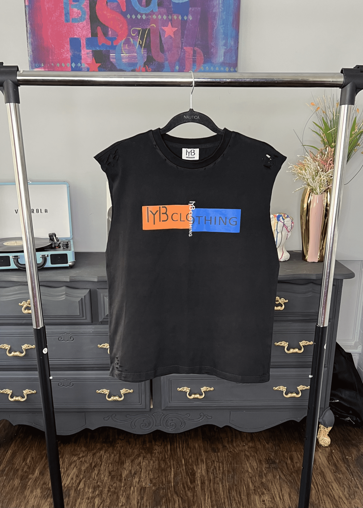 The Distressed sleeveless C’est Chaud Two Tone