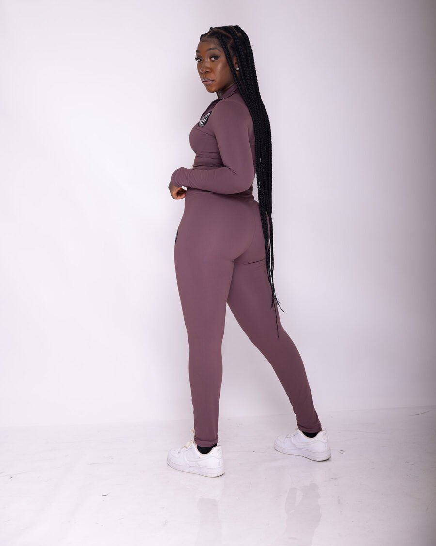 Soft brown athletic set - Image 2