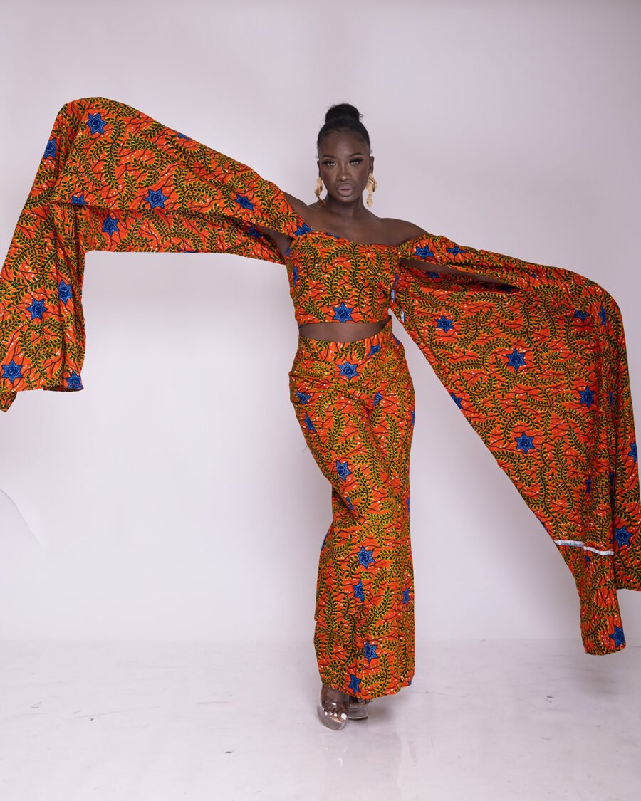 Kakia Flare Flower Two piece set with pockets - Image 4