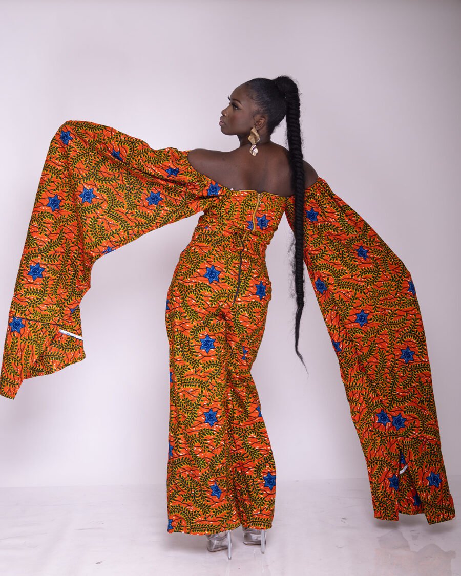 Kakia Flare Flower Two piece set with pockets - Image 3